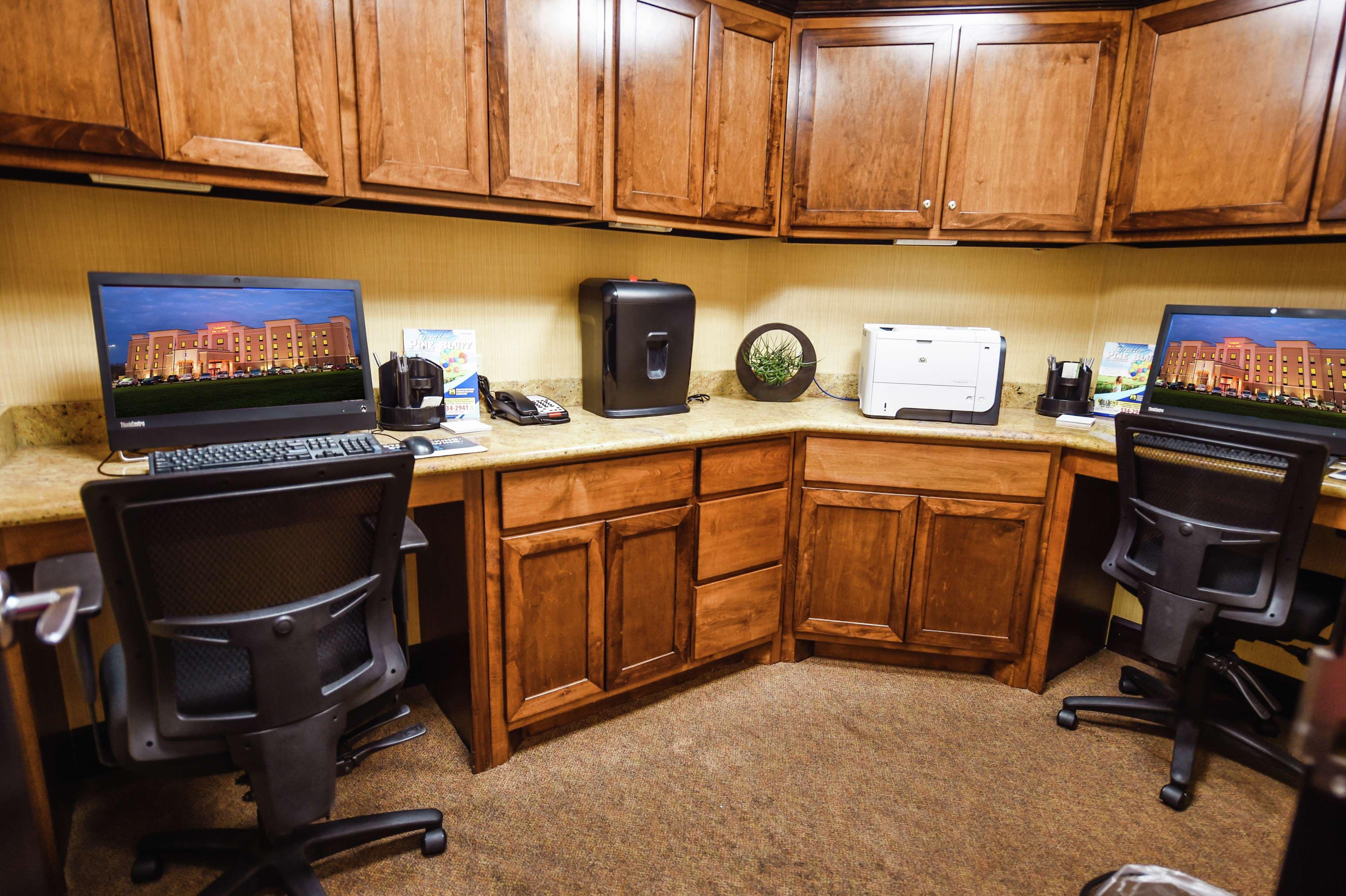 Hampton Inn & Suites Pine Bluff Eksteriør billede
