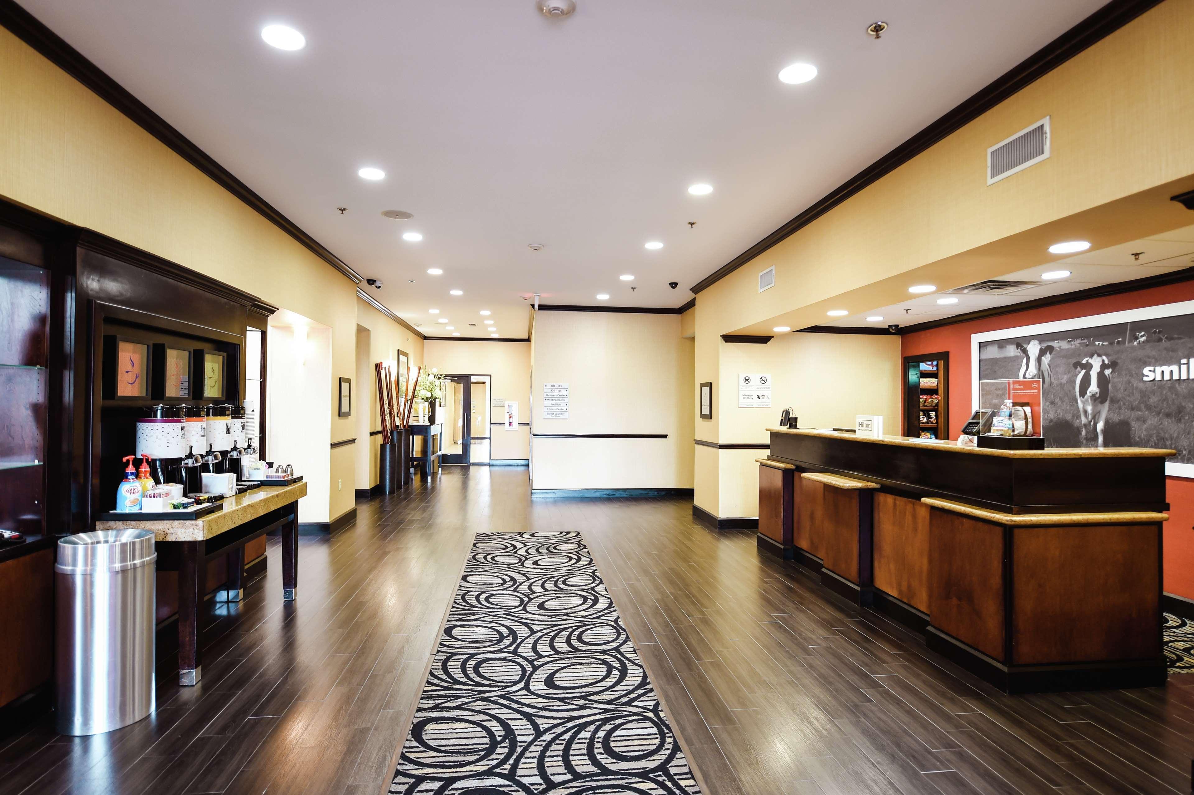 Hampton Inn & Suites Pine Bluff Eksteriør billede