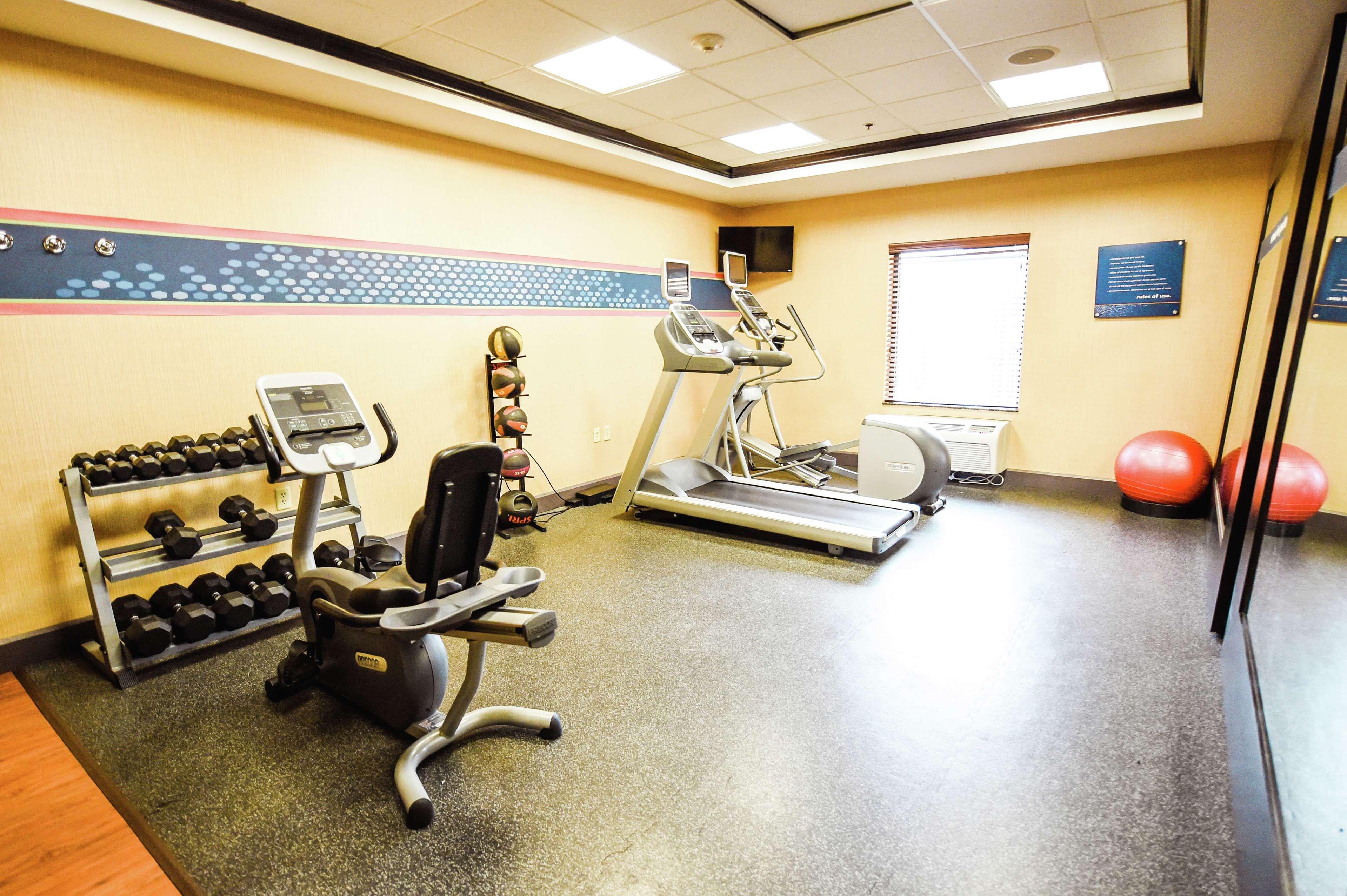 Hampton Inn & Suites Pine Bluff Eksteriør billede
