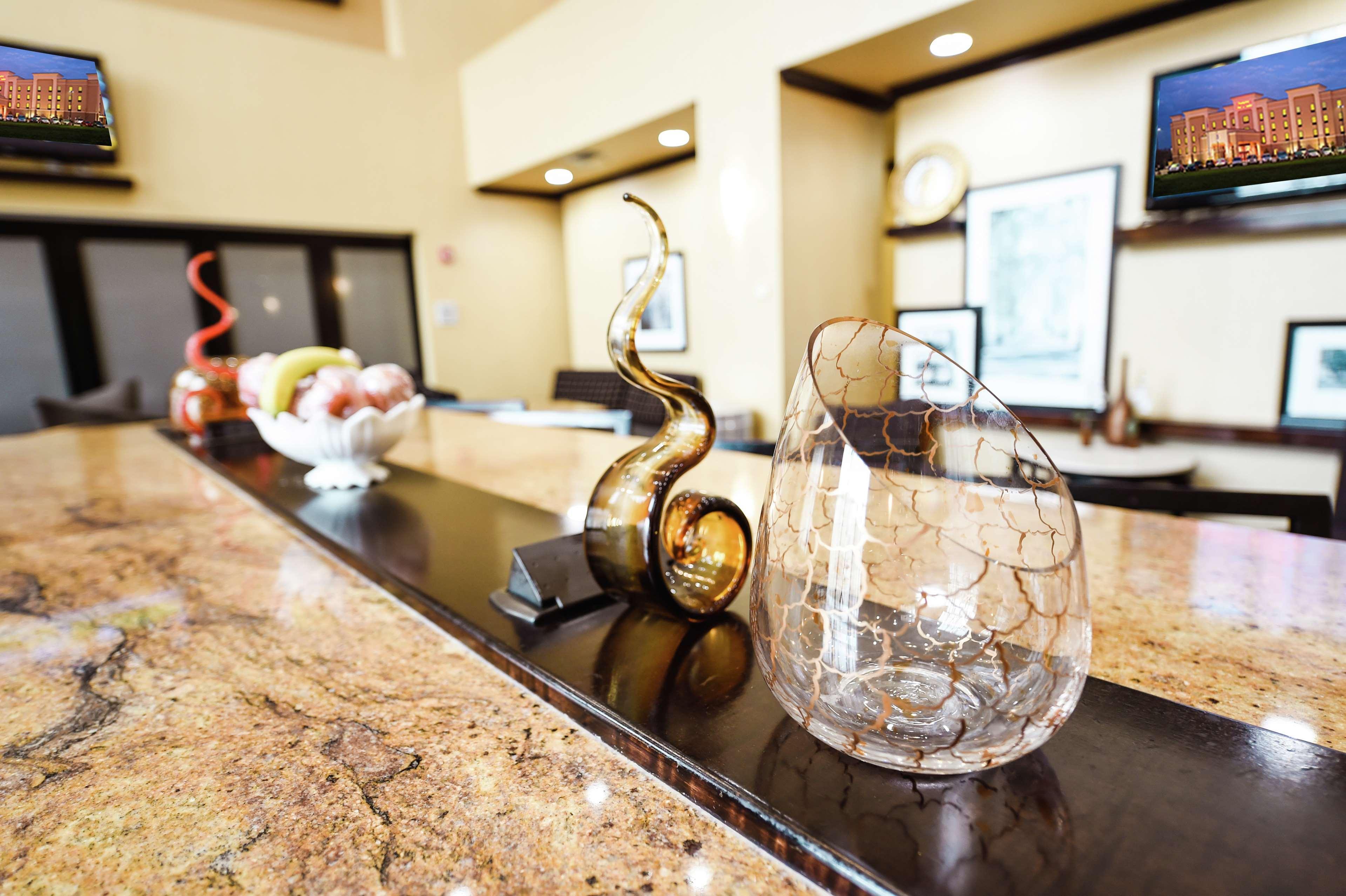 Hampton Inn & Suites Pine Bluff Eksteriør billede