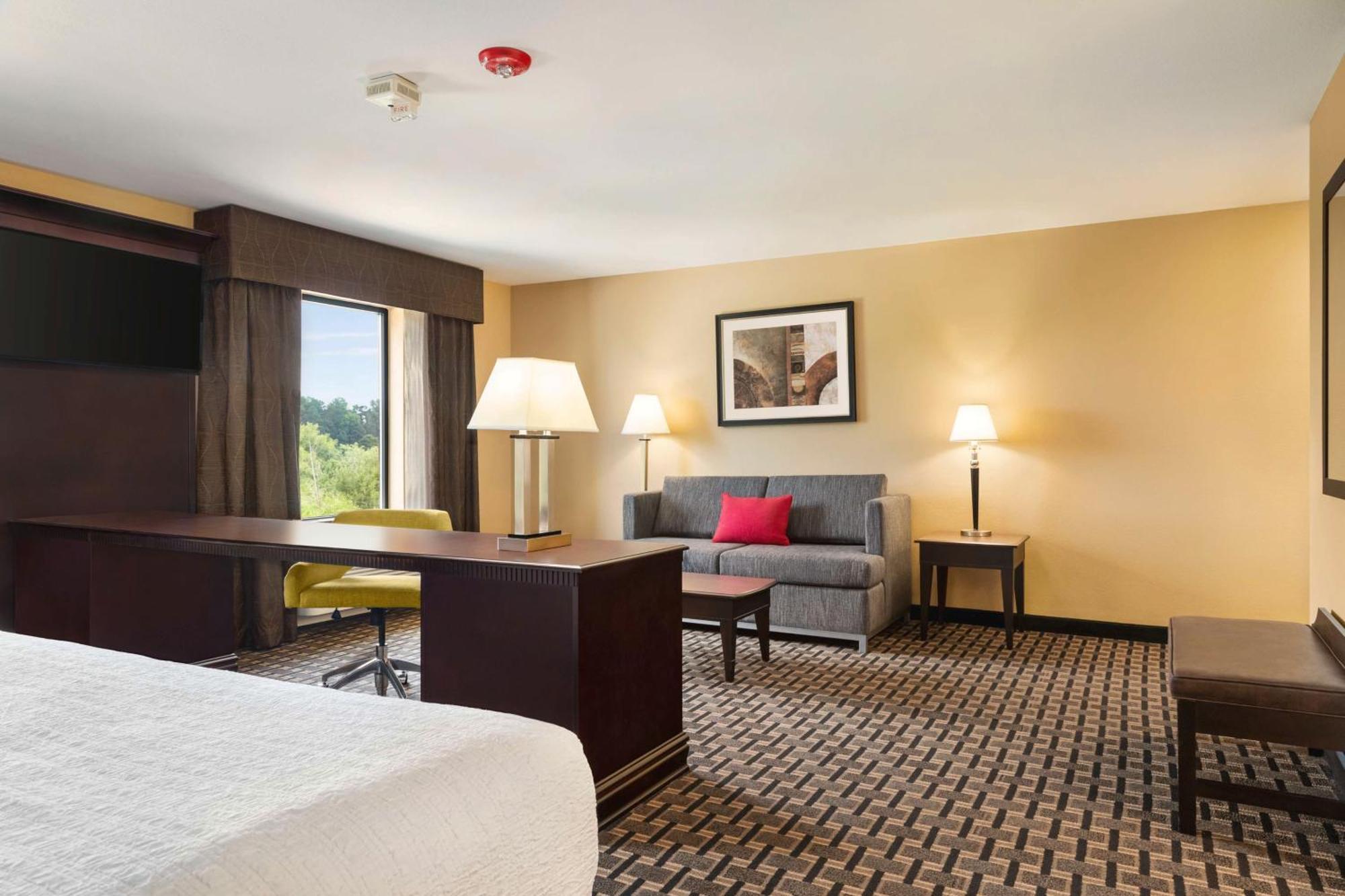 Hampton Inn & Suites Pine Bluff Eksteriør billede