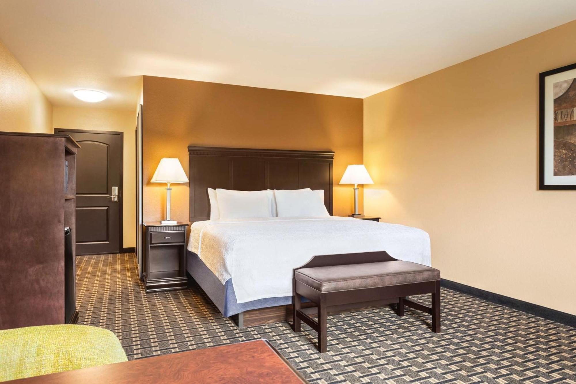 Hampton Inn & Suites Pine Bluff Eksteriør billede