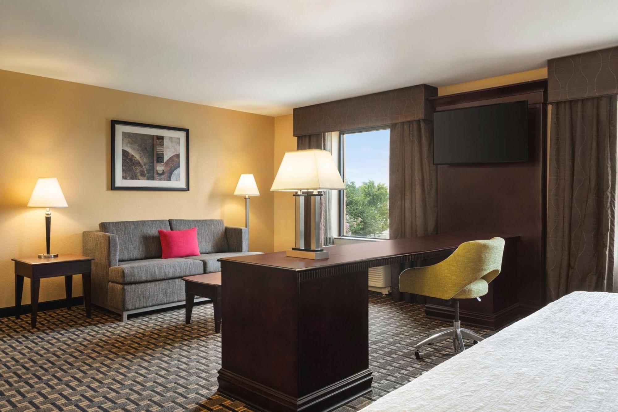Hampton Inn & Suites Pine Bluff Eksteriør billede